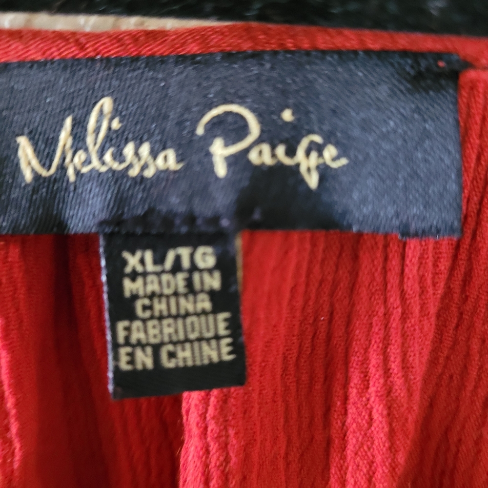 Melissa Paige Red blouse. SIlver circle design on shoulders - Picture 3 of 10